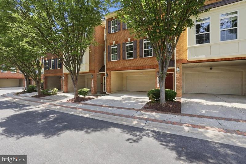 13521 Latrobe Ln #1309, Clarksburg, MD 20871