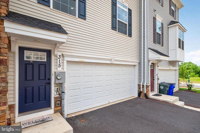 315 Paca Gardens Ln, Frederick, MD 21703