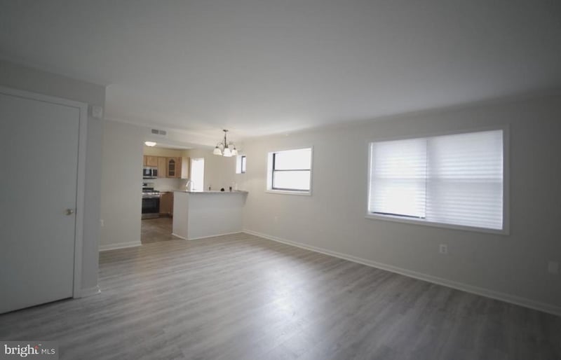 3287 15th Pl SE #102, Washington, DC 20020