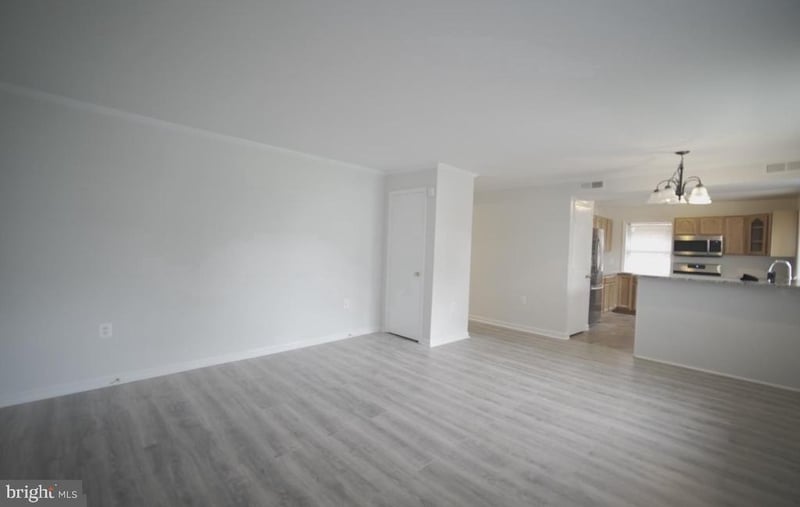 3287 15th Pl SE #102, Washington, DC 20020