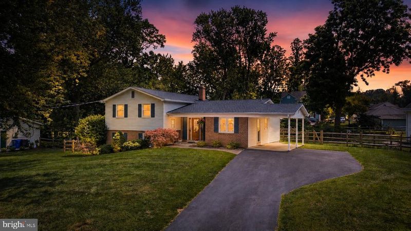 16517 Jilrick St, Rockville, MD 20853