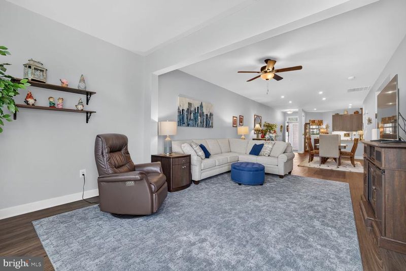 5307 Crape Myrtle Dr, Frederick, MD 21703