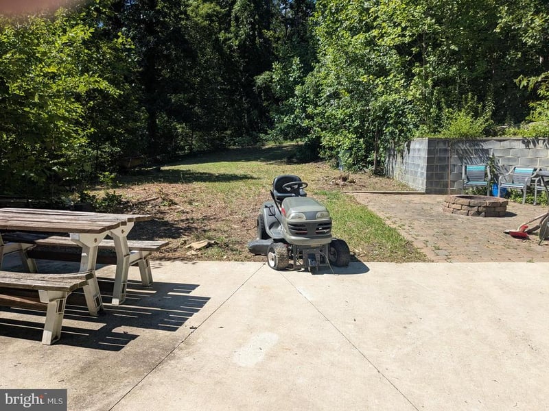 6712 Bulkley Rd, Lorton, VA 22079