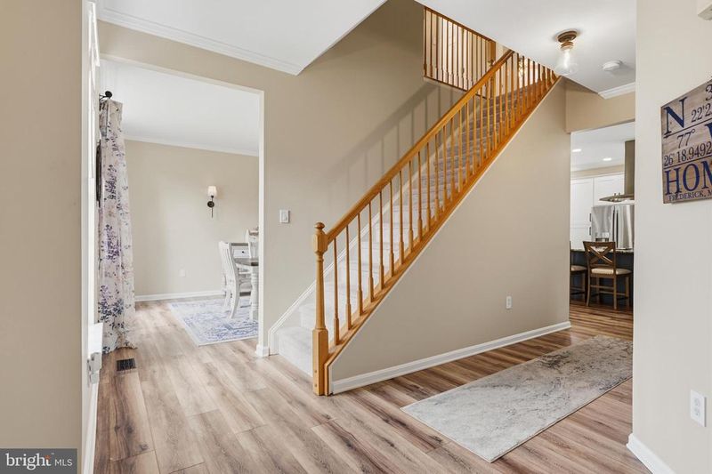 4861 Mclauren Ct, Frederick, MD 21703
