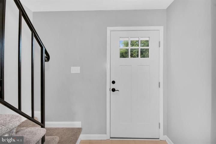 23 Oak Dr, Stafford, VA 22554