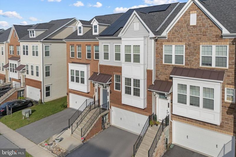 7713 Cresap Ln, Hanover, MD 21076