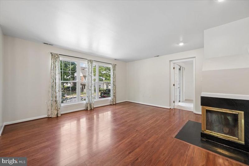 2611 Warren Way #4 1, Frederick, MD 21701