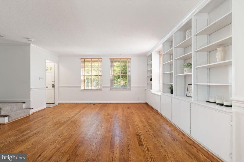 4223 36th St S, Arlington, VA 22206