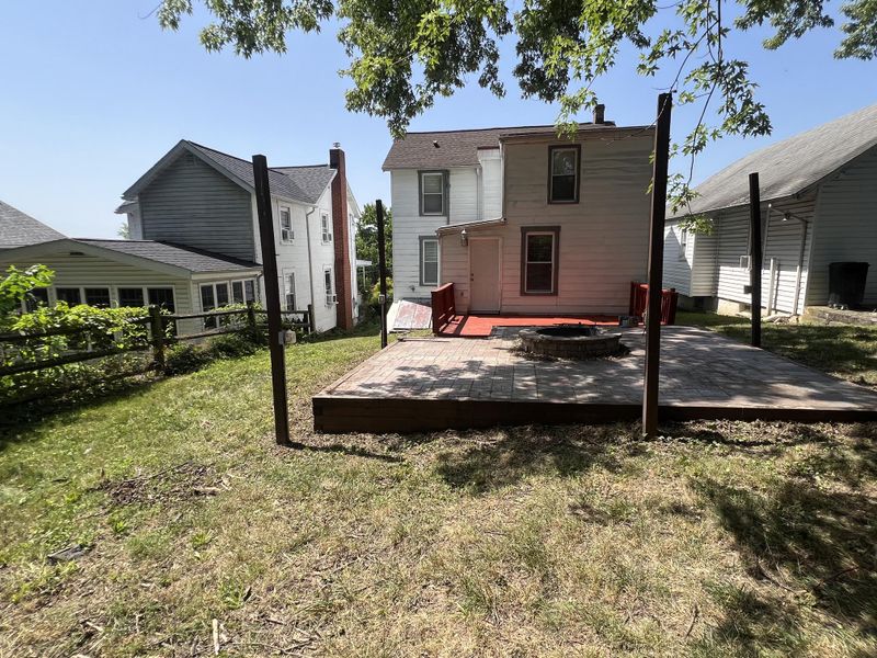 9 E D St E, Brunswick, MD 21716