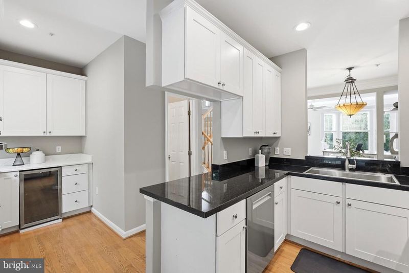 3298 Mount Vernon Ave, Alexandria, VA 22305