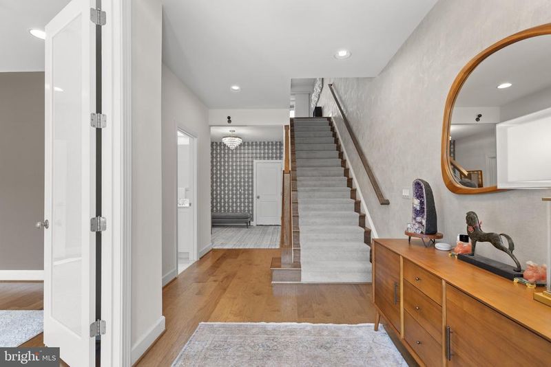 20375 Codman Dr, Ashburn, VA 20147