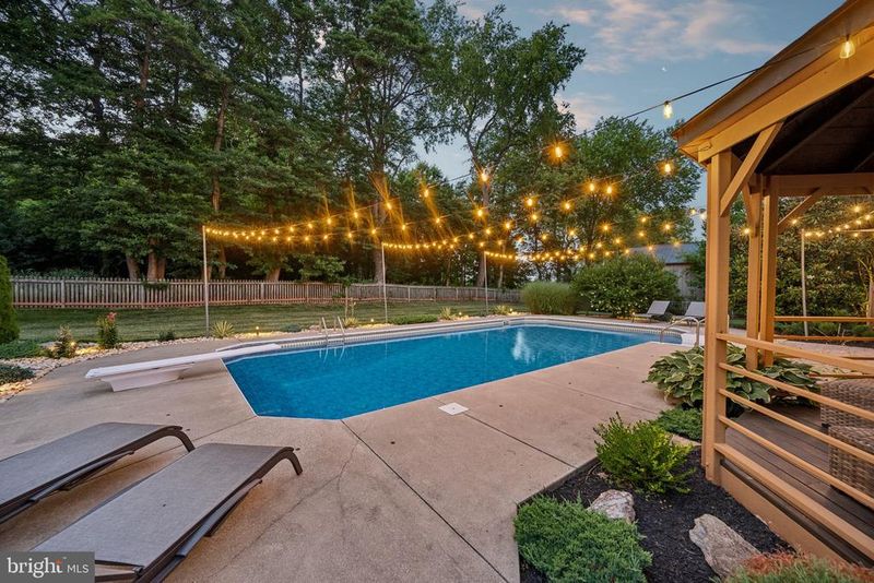 7190 Meadowbrooke Dr, Frederick, MD 21702