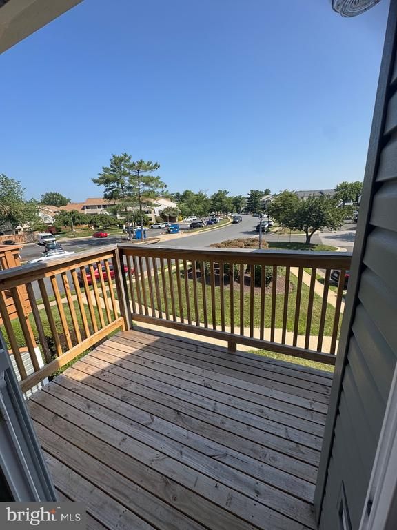 8610 Beekman Pl #C, Alexandria, VA 22309
