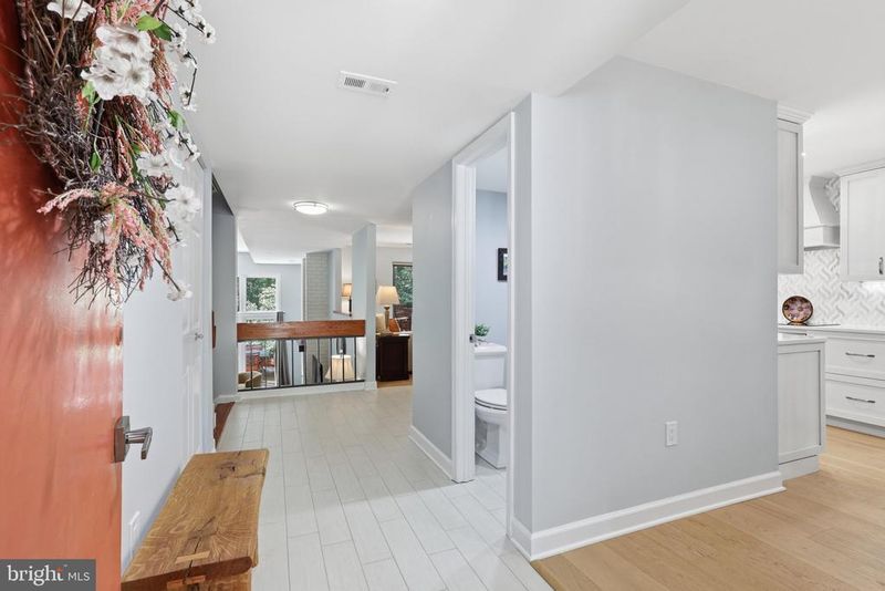 11615 Hunters Green Ct, Reston, VA 20191
