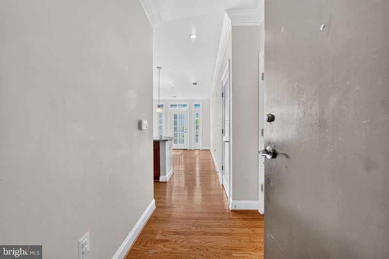 1023 N Royal St #205, Alexandria, VA 22314