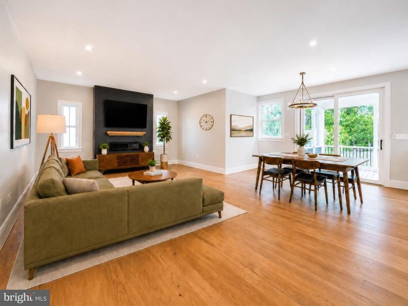 1032 20th St S, Arlington, VA 22202
