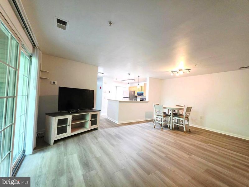 501 Garrison Woods Dr #203, Stafford, VA 22556