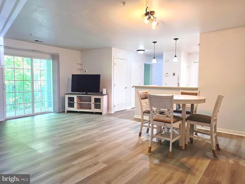 501 Garrison Woods Dr #203, Stafford, VA 22556