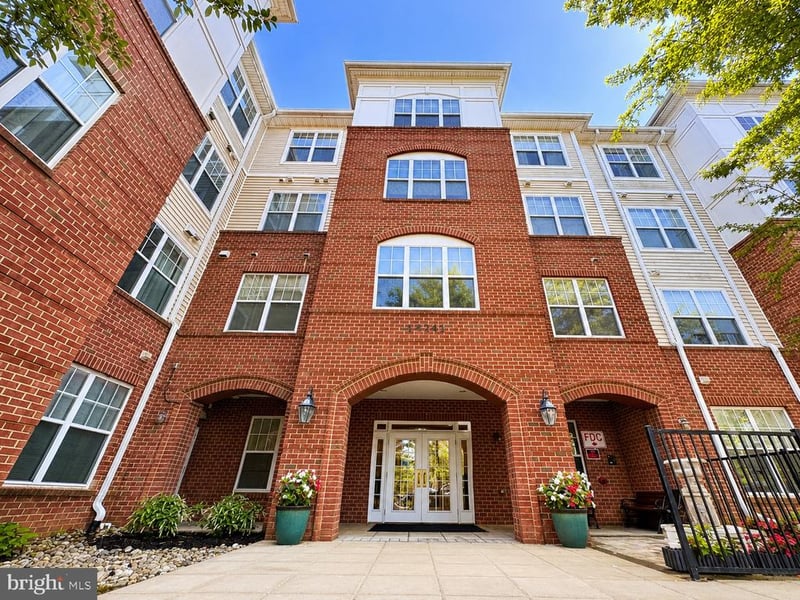 14241 Kings Crossing Blvd #311, Boyds, MD 20841