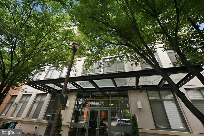3625 10th St N #103, Arlington, VA 22201