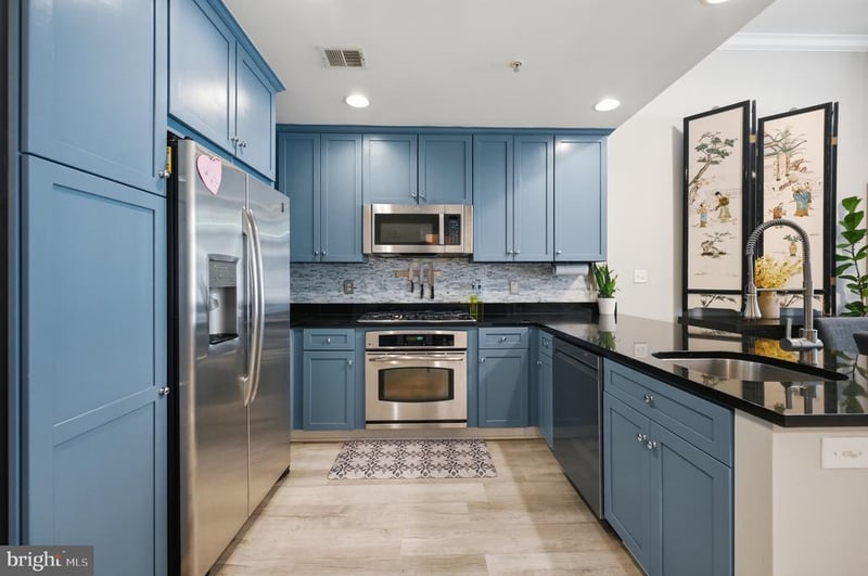3625 10th St N #103, Arlington, VA 22201