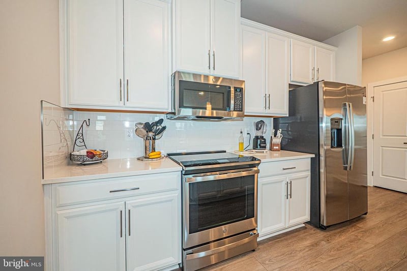 12880 Mosaic Park Way #1-Q, Herndon, VA 20171