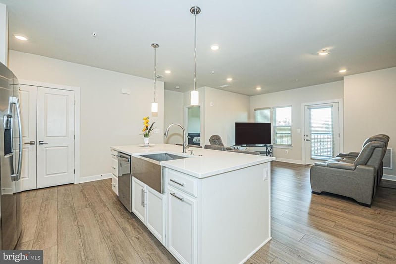 12880 Mosaic Park Way #1-Q, Herndon, VA 20171