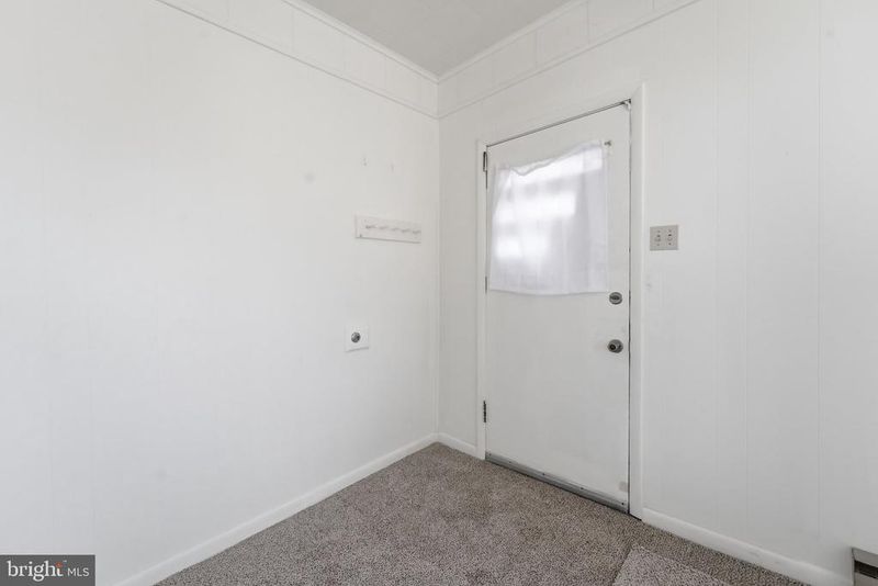 815 Maple Ave N #A, Brunswick, MD 21716