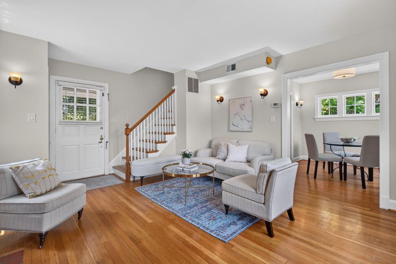 835 N Buchanan St, Arlington, VA 22203