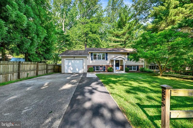 856 Hazel Trl, Crownsville, MD 21032