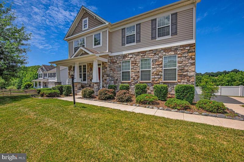 13703 Loganville St, Bowie, MD 20720