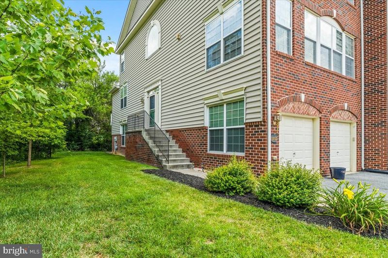 5053 Wesley Sq, Frederick, MD 21703