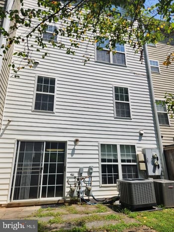 13970 Lullaby Rd #5, Germantown, MD 20874