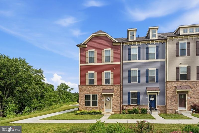 8443 Red Sage Ln, Frederick, MD 21704