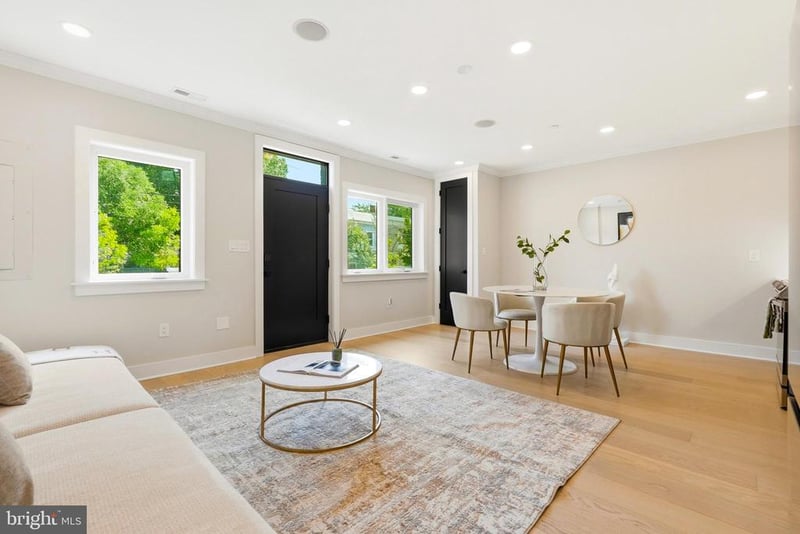 2305 Nicholson SE #202, Washington, DC 20020