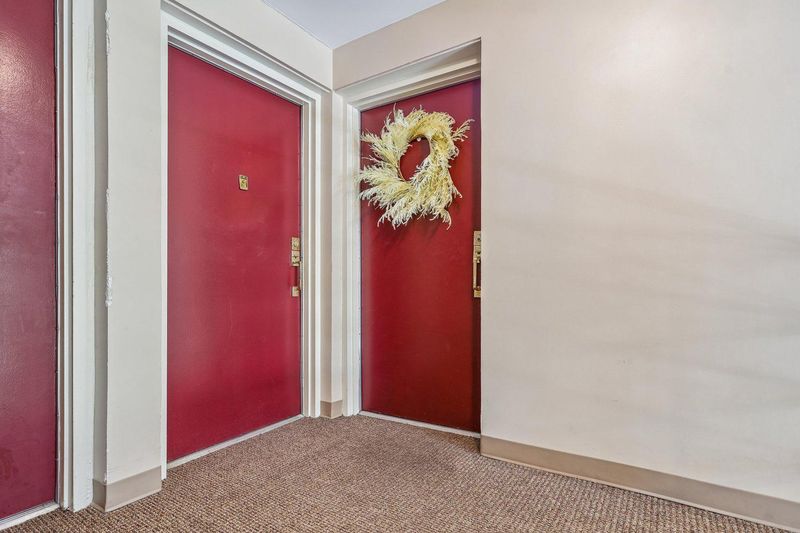 2854 Dover Ln, Falls Church, VA 22042