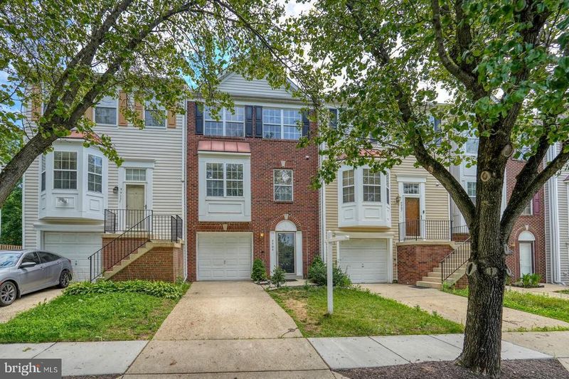 9909 Royal Commerce Pl, Upper Marlboro, MD 20774