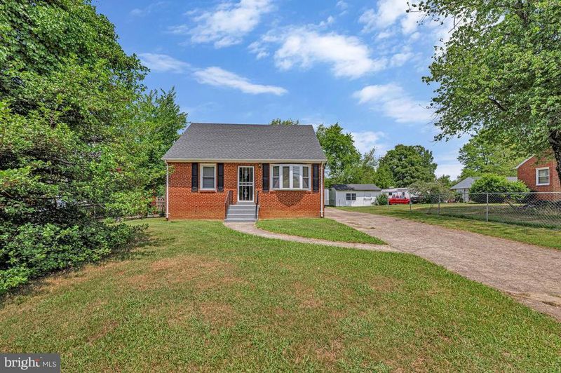2308 Brinkley Rd, Fort Washington, MD 20744