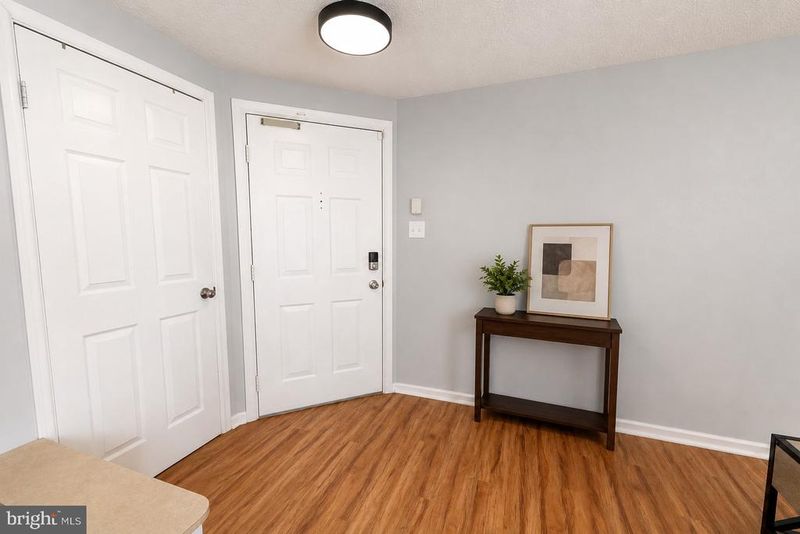 800 Stratford Way #E, Frederick, MD 21701