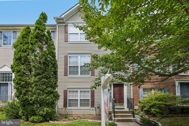 21109 Camomile Ct #98, Germantown, MD 20876