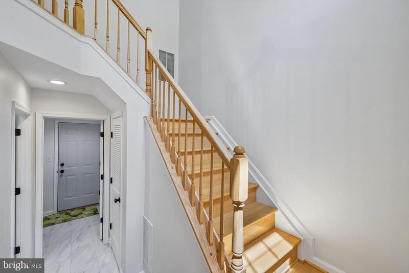21109 Camomile Ct #98, Germantown, MD 20876