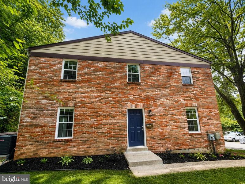 4915 Arctic Ter, Rockville, MD 20853