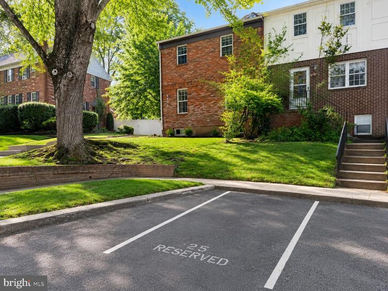 4915 Arctic Ter, Rockville, MD 20853