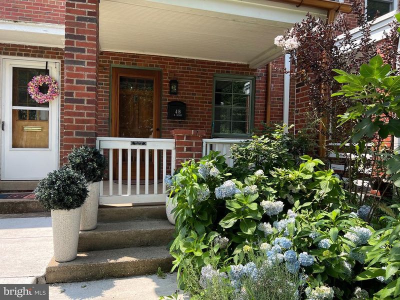 418 N Henry St, Alexandria, VA 22314