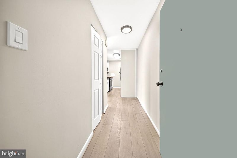 301 N Beauregard St #1001, Alexandria, VA 22312