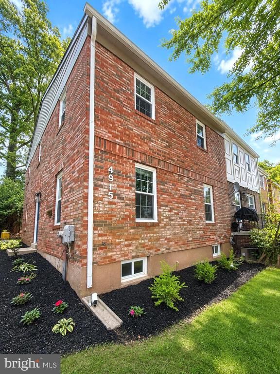 4915 Arctic Ter, Rockville, MD 20853