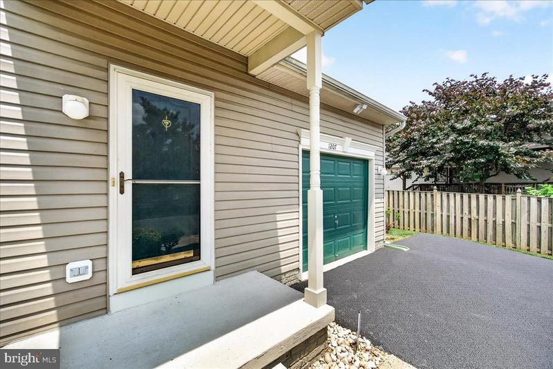 1207 Palladian Way, Frederick, MD 21702