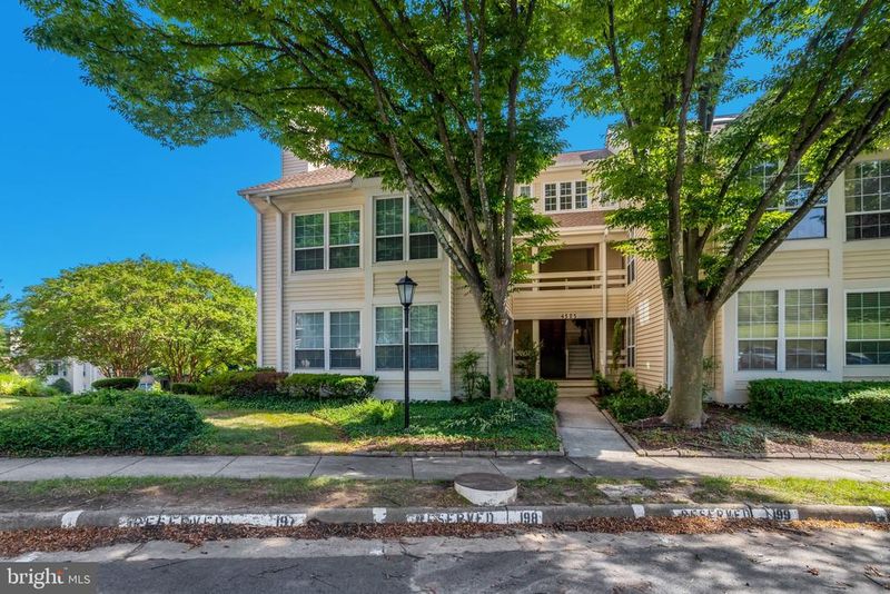 4505 Hazeltine Ct #F, Alexandria, VA 22312
