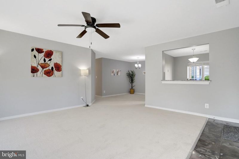 4505 Hazeltine Ct #F, Alexandria, VA 22312