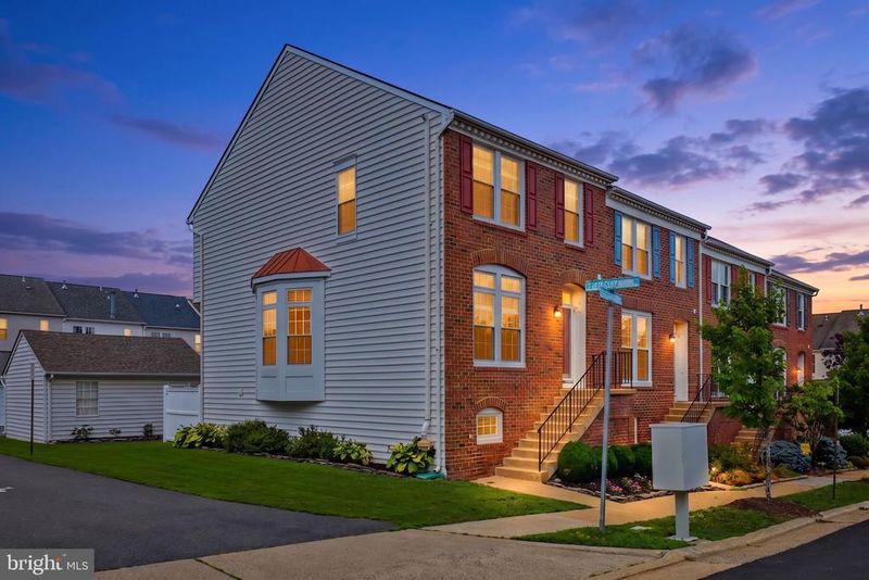 42918 Needham Way, Ashburn, VA 20147